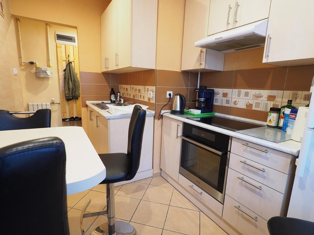 Pajger Apartman Pécs Extérieur photo